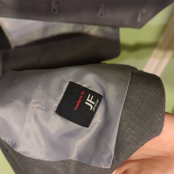 J.Ferrar Men's Gray Vest Classic Fit - Picture 5 of 5